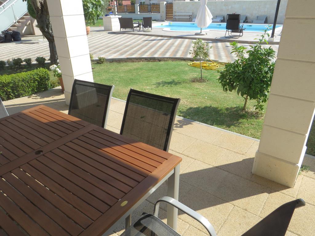 Banic Apartments With Pool Biograd Na Moru Værelse billede