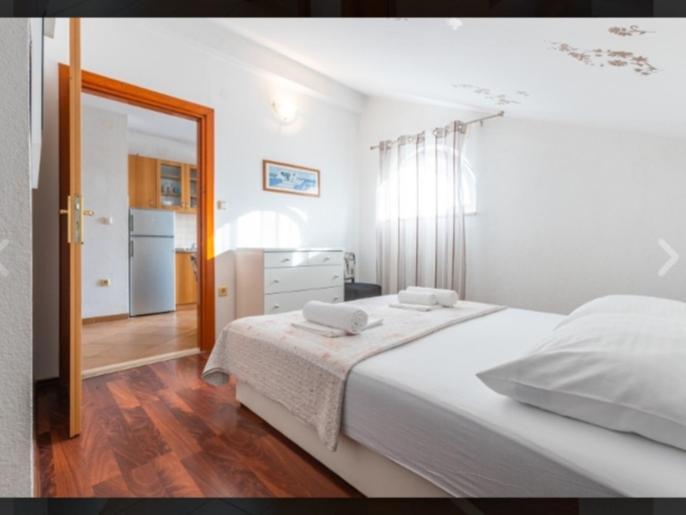 Banic Apartments With Pool Biograd Na Moru Eksteriør billede
